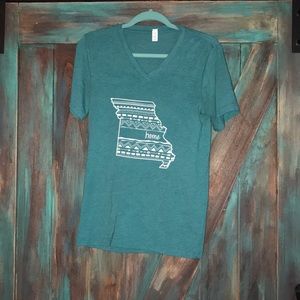 Missouri V-Neck Shirt